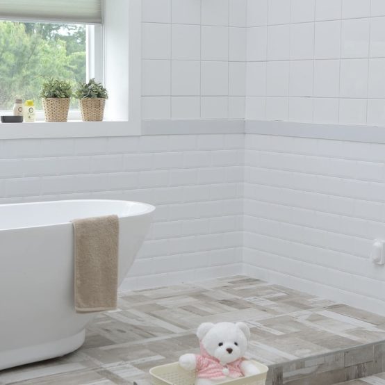 unblocking-bathroom